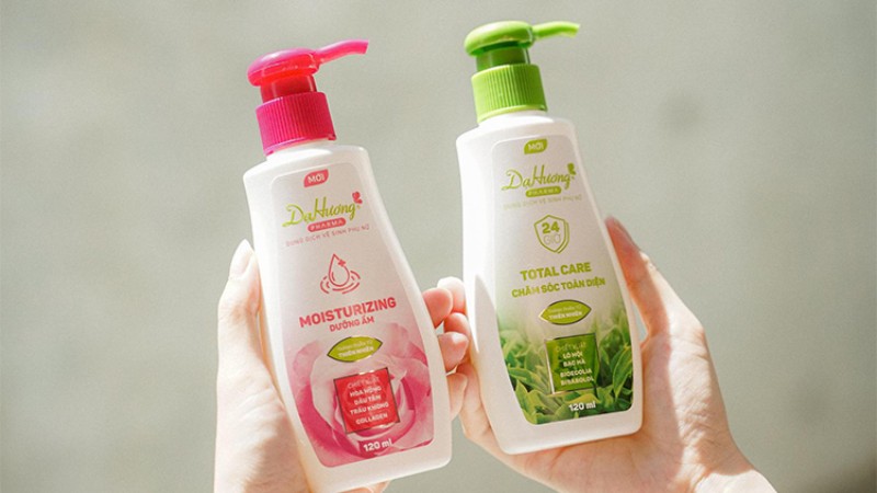 Dung dịch vệ sinh phụ nữ Dạ Hương Pharma Dung dịch vệ sinh phụ nữ Dạ Hương Pharma
