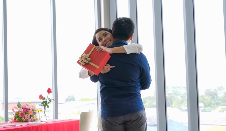 15+ món quà 20/11 cho người yêu là giáo viên đầy ý nghĩa, tinh tế