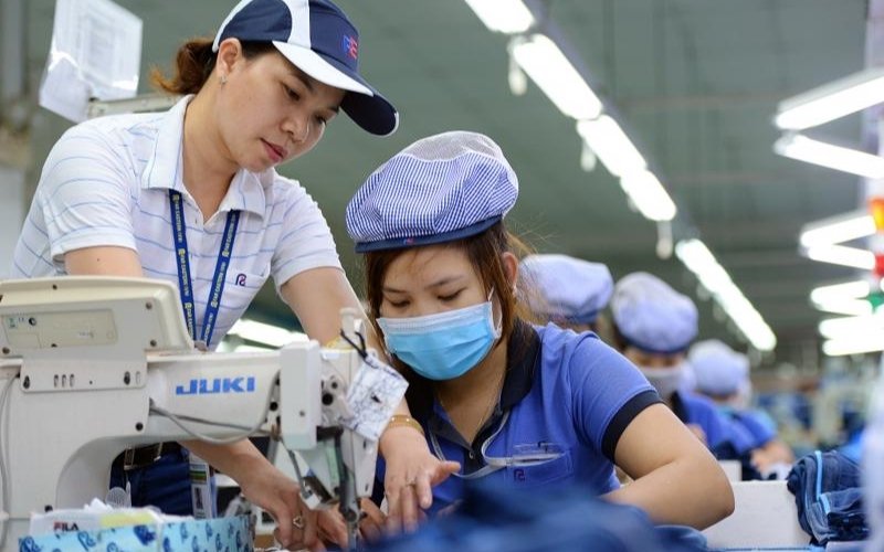 Người lao động hoàn toàn có quyền từ chối làm việc vào ngày lễ, Tết nếu không tự nguyện