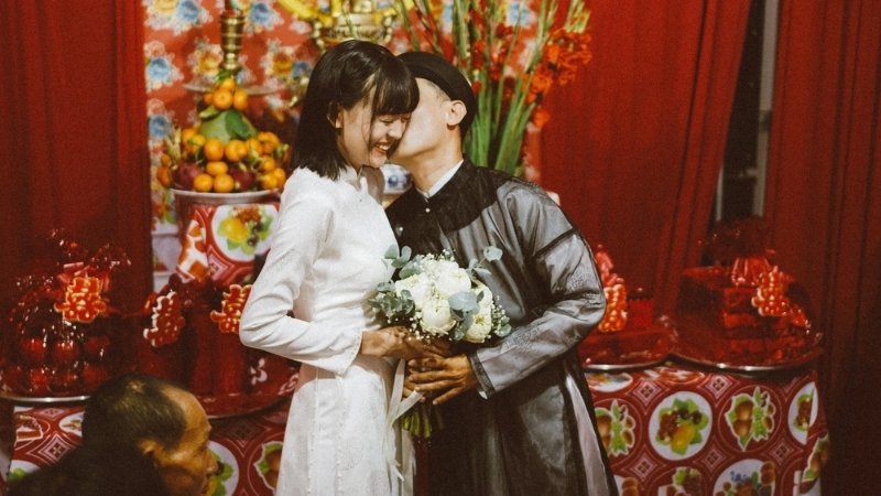 Stt đăng ảnh cưới ngắn gọn, lãng mạn