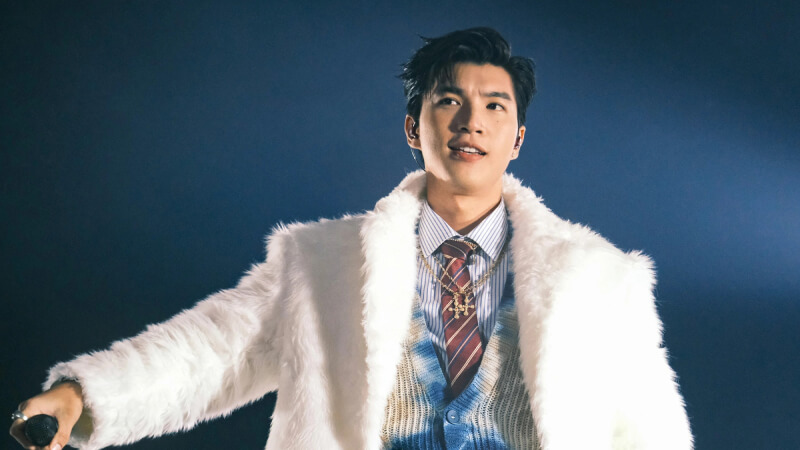 Tóc Side Part rẽ ngôi của HIEUTHUHAI Tóc Side Part rẽ ngôi của HIEUTHUHAI