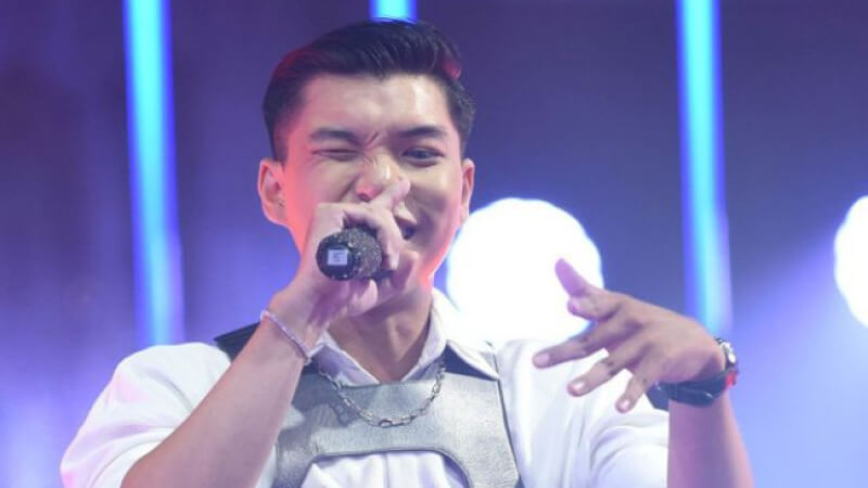 Phối hợp của Long trim và kiểu tóc Mullet Phối hợp của Long trim và kiểu tóc Mullet