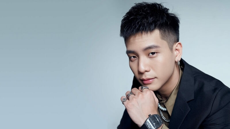 Hướng dẫn chăm sóc kiểu tóc Quân AP tại nhà