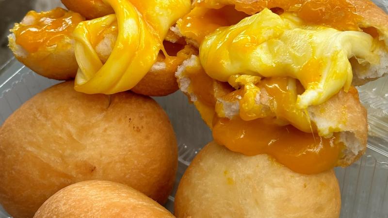 bánh tiêu trứng chảy phô mai bánh tiêu trứng chảy phô mai