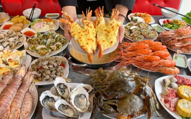 Với 6 người, nên chọn món hải sản đơn giản, dễ chế biến nhưng vẫn đa dạng hương vị