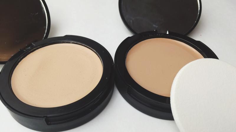 Phấn nền dạng nén Phấn nền dạng nén