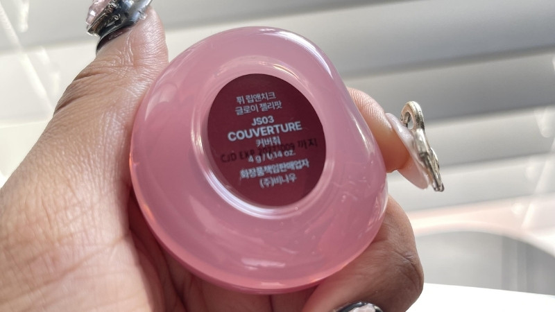 Son thạch Fwee có thiết kế dạng hũ Son thạch Fwee có thiết kế dạng hũ