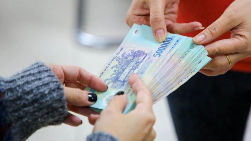 Lương tháng 13 là khoản thưởng cuối năm cho nhân viên