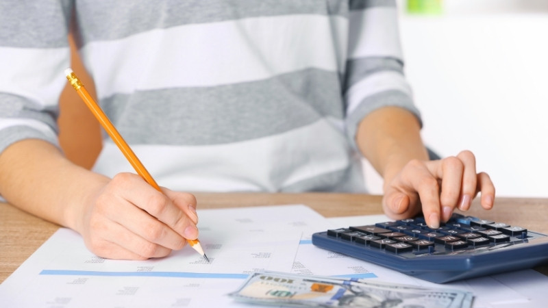 Ghi chép các khoản chi tiêu hàng ngày Ghi chép các khoản chi tiêu hàng ngày