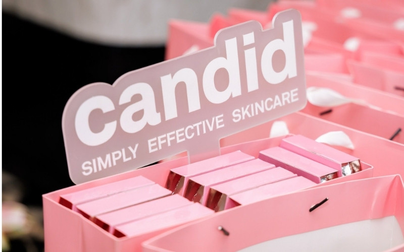 Các thành phần Retinol Candid giúp cải thiện làn da rõ rệt. Các thành phần Retinol Candid giúp cải thiện làn da rõ rệt.