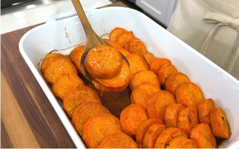 Dùng khi còn ấm để cảm nhận trọn vị ngọt dẻo Dùng khi còn ấm để cảm nhận trọn vị ngọt dẻo