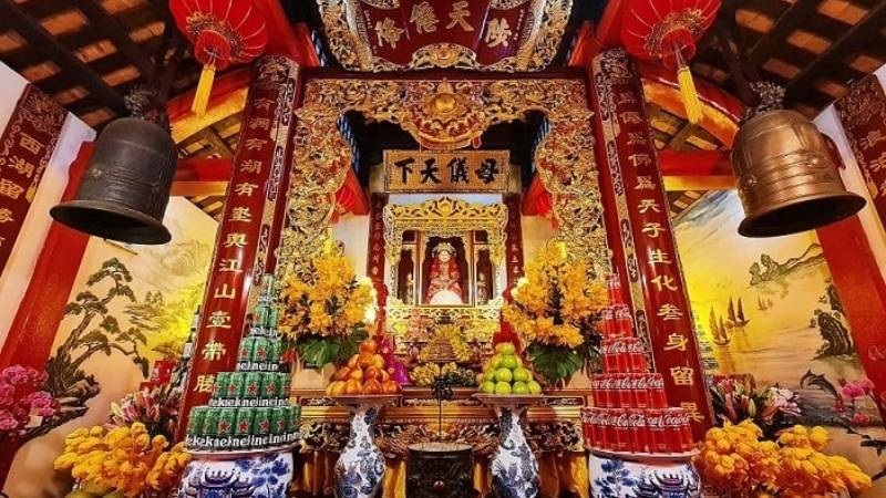 Văn khấn đi lễ phủ Tây Hồ ngắn gọn, chuẩn nhất Văn khấn đi lễ phủ Tây Hồ ngắn gọn, chuẩn nhất