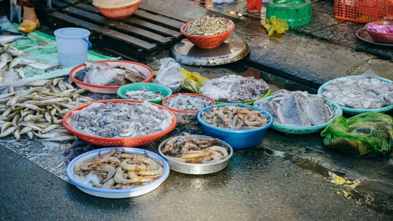 Kinh nghiệm "vàng" khi đi chợ hải sản