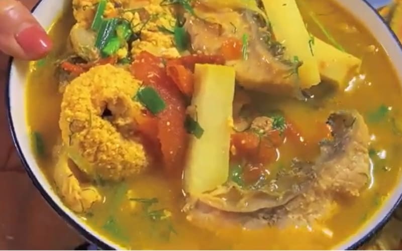 Ăn ngay khi nóng cảm nhận trọn vị ngọt thanh và hương thơm hấp dẫn Ăn ngay khi nóng cảm nhận trọn vị ngọt thanh và hương thơm hấp dẫn