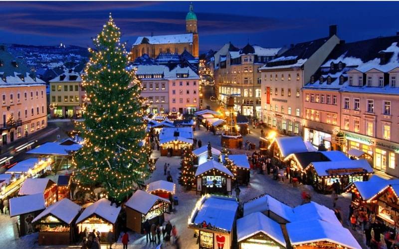 First Vespers đánh dấu khởi đầu mùa Giáng Sinh trong phụng vụ Công giáo First Vespers đánh dấu khởi đầu mùa Giáng Sinh trong phụng vụ Công giáo