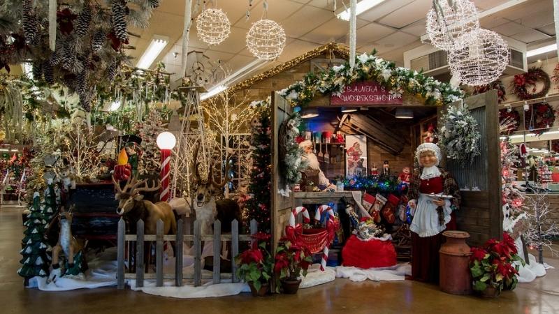 Có nhiều shop bán đồ trang trí Noel tại các thành phố Có nhiều shop bán đồ trang trí Noel tại các thành phố