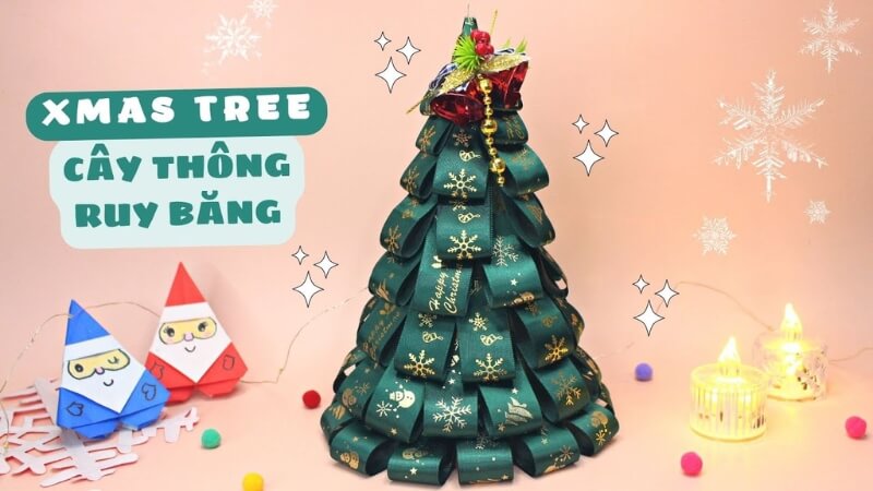 Trang trí noel handmade bằng cây thông làm từ ruy băng