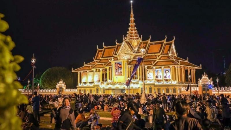 Định nghĩa lễ hội Bon Om Touk