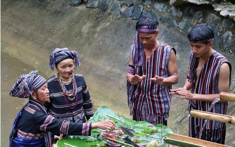 Trải nghiệm lễ cúng bến nước giúp hiểu văn hóa và tinh thần cộng đồng Tây Nguyên
