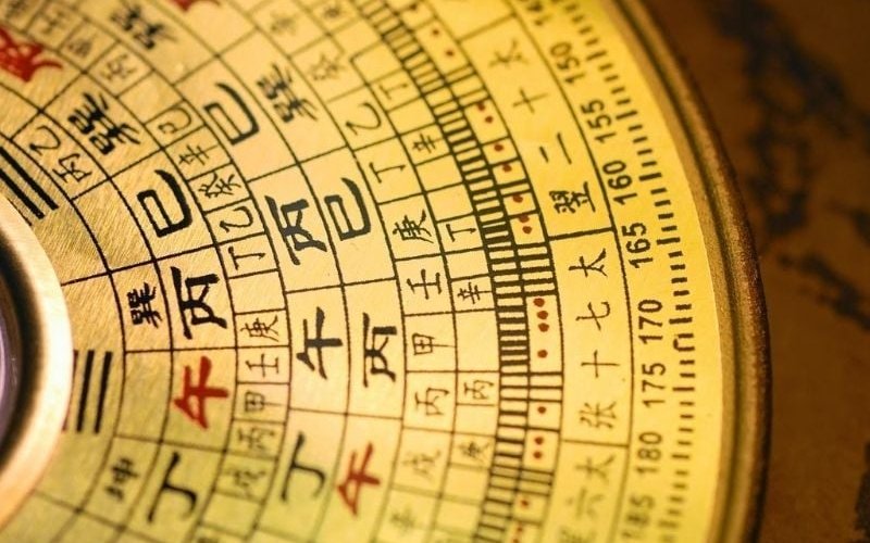 Tử vi chỉ mang tính tham khảo, không dự đoán tuyệt đối