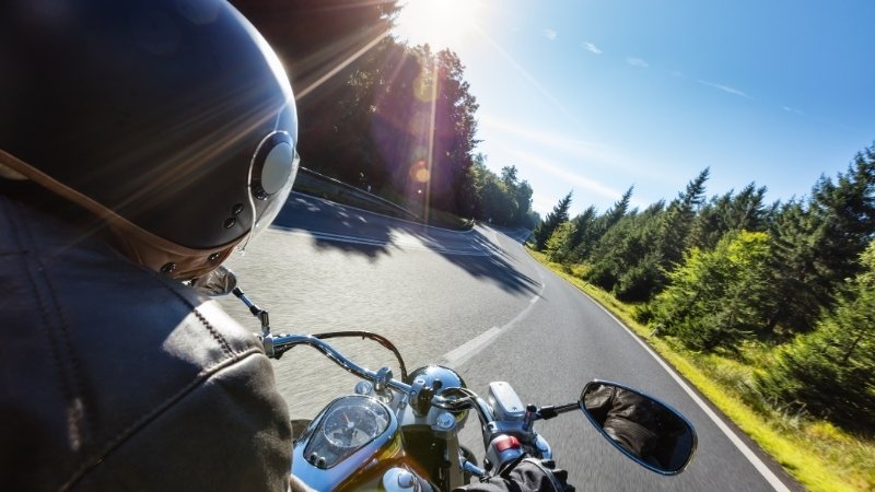 Ngày tốt xuất hành tháng 12 năm 2025