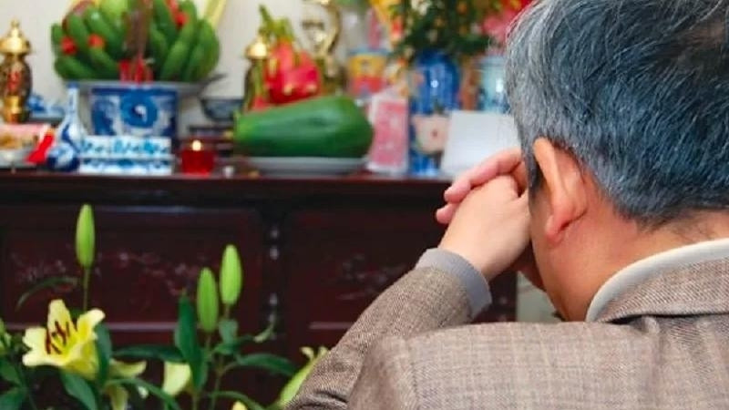 Văn khấn Rằm tháng 11 cúng Thổ Công và các vị Thần linh