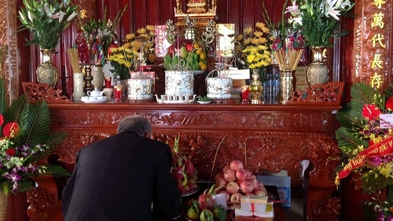 Văn khấn Rằm tháng 11 cúng Gia tiên