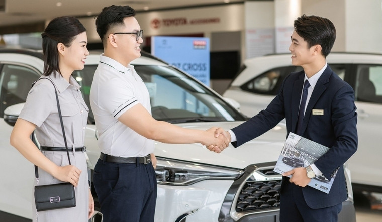 Xem ngày tốt mua xe tháng 12 năm 2025 - Rước xế sang, đón bình an