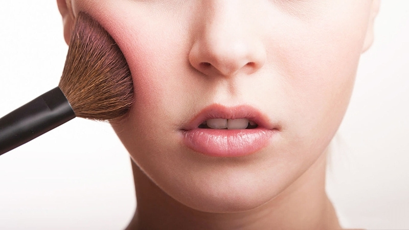 Phấn phủ màu tím có tác dụng gì?