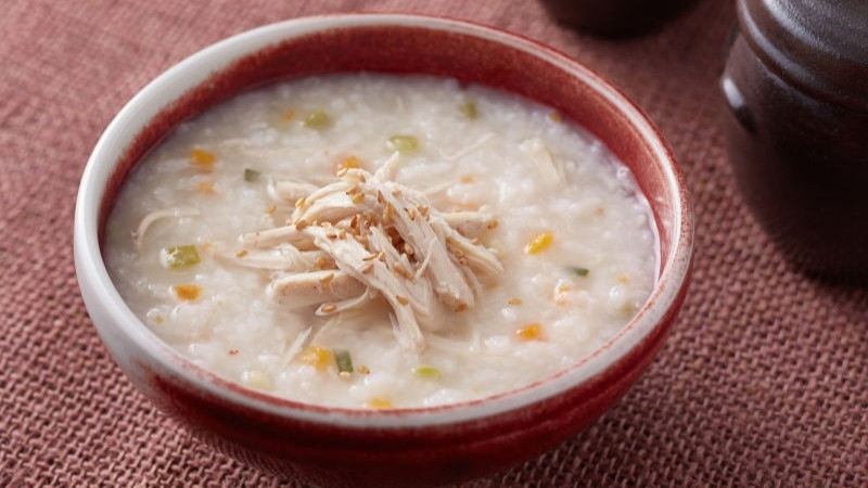 Bạn nên khuấy thường xuyên trong khi hầm