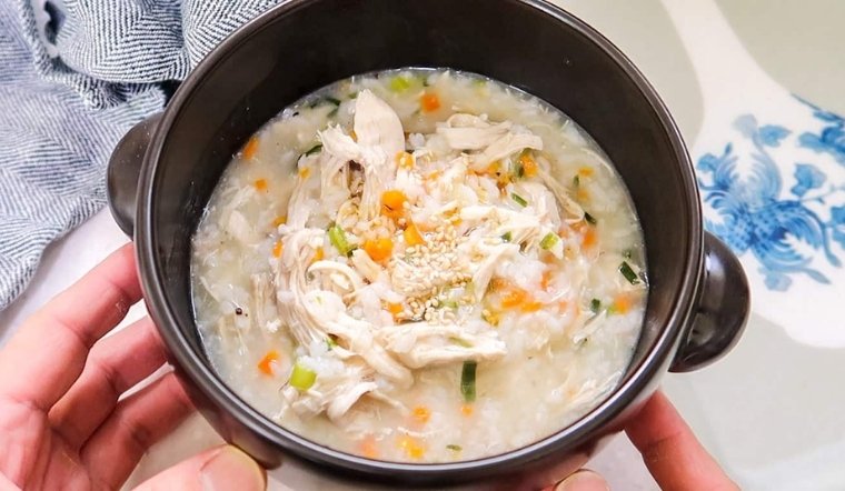 Cháo gà Hàn Quốc Dakjuk - Món ăn bổ dưỡng, giải cảm hiệu quả