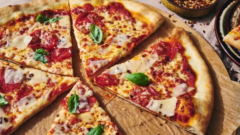 Pizza đế mỏng Pizza đế mỏng