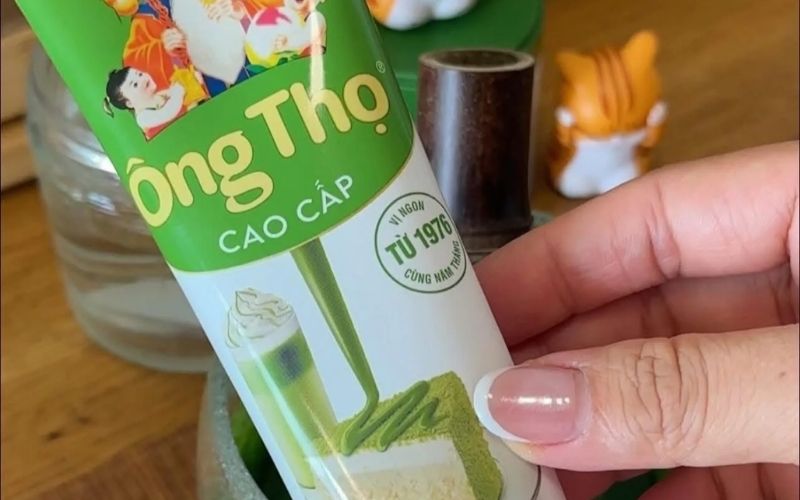 Thiết kế tuýp nhỏ gọn, tiện lợi và dễ bảo quản