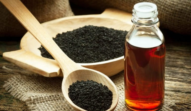 Hướng dẫn cách làm dầu mè tại nhà đơn giản, an toàn sức khỏe