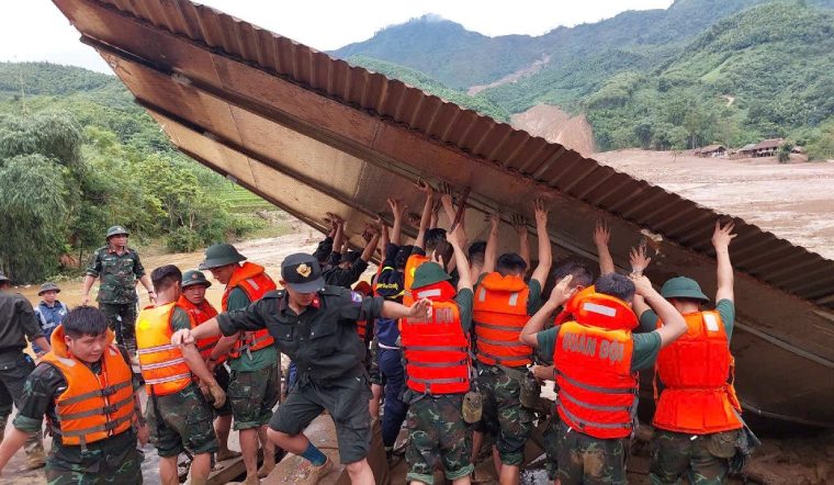 Cách quyên góp cho MTTQ Việt Nam ủng hộ đồng bào bão lũ chính xác, an toàn