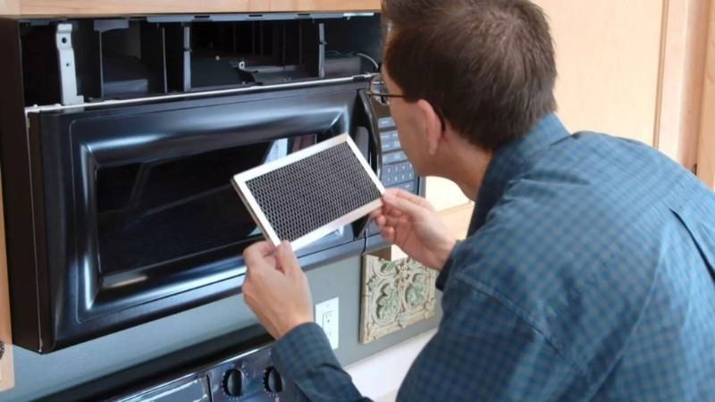 Độ ẩm cao dễ gây chập cháy hoặc đoản mạch đồ điện tử