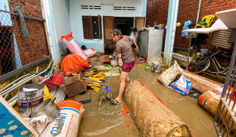 Cách dọn nhà sau lũ lụt an toàn – nhanh – sạch cho mọi gia đình