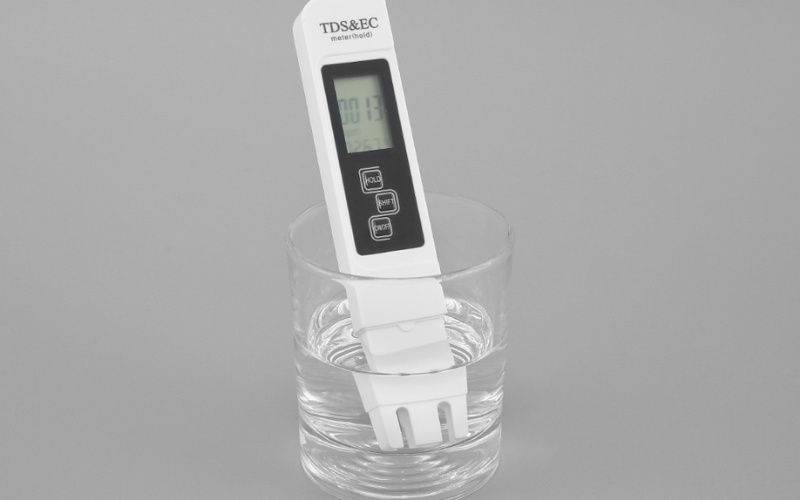 Bút TDS giúp đánh giá nhanh độ tinh khiết và độ cứng của nước