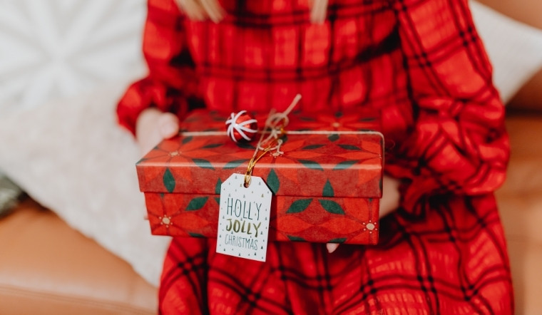 Tặng quà Noel cho crush: 20+ ý tưởng 'bật đèn xanh' tinh tế, không 'sến'