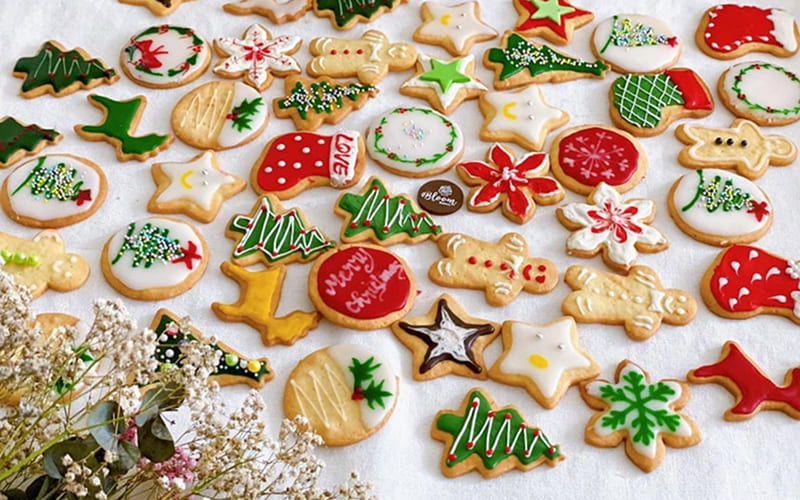 Hũ kẹo Tuần lộc/Người tuyết Hũ kẹo Tuần lộc/Người tuyết