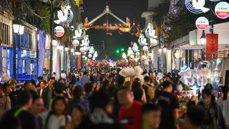 Countdown tại phố Tràng Tiền Countdown tại phố Tràng Tiền