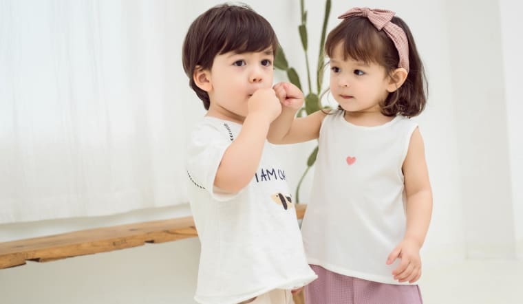 Cách đặt tên con năm Bính Ngọ 2026 hay, hợp phong thủy