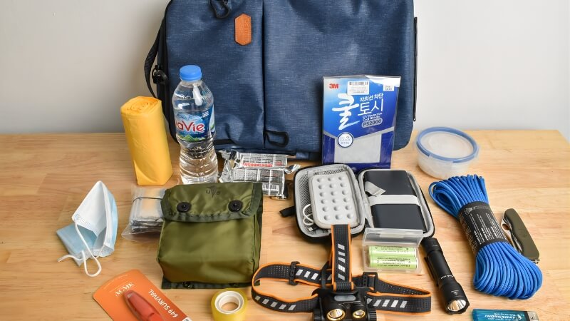 Nguyên tắc vàng của túi đồ khẩn cấp (Go Bag)