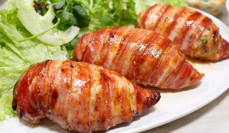 Công thức làm ức gà cuộn nấm dịp Giáng sinh