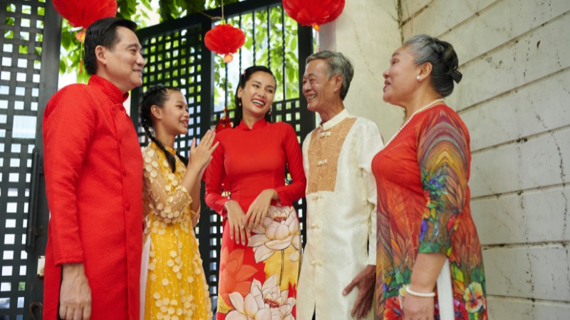 Lời chúc Tết 2026 ấm áp gửi tới Ông Bà, Cha Mẹ