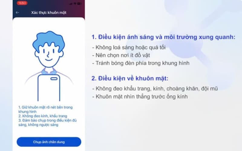 Hành khách thực hiện eKYC để xác thực khuôn mặt tại sân bay. Hành khách thực hiện eKYC để xác thực khuôn mặt tại sân bay.