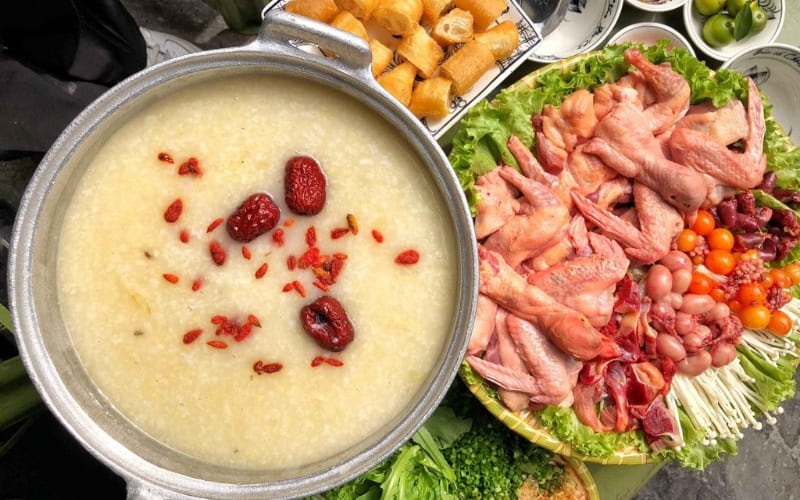 Rau giòn, ngọt nhấn mạnh hương vị thanh. Rau giòn, ngọt nhấn mạnh hương vị thanh.