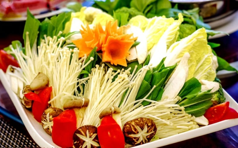 Sơ chế kỹ, trình bày đẹp giúp rau tươi ngon. Sơ chế kỹ, trình bày đẹp giúp rau tươi ngon.