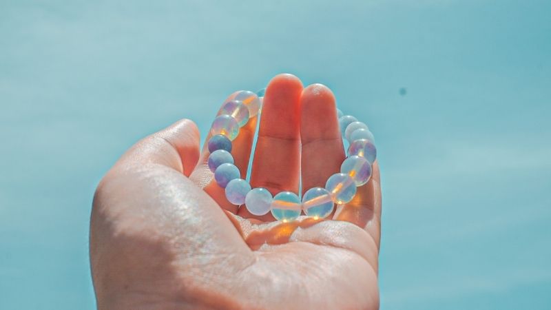 Đá Aquamarine là vật phẩm mang năng lượng tốt