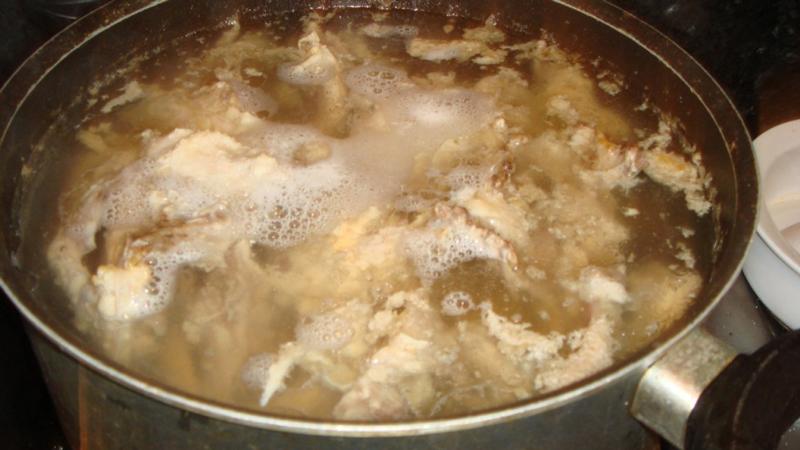 Hầm nước dùng xương bò Hầm nước dùng xương bò